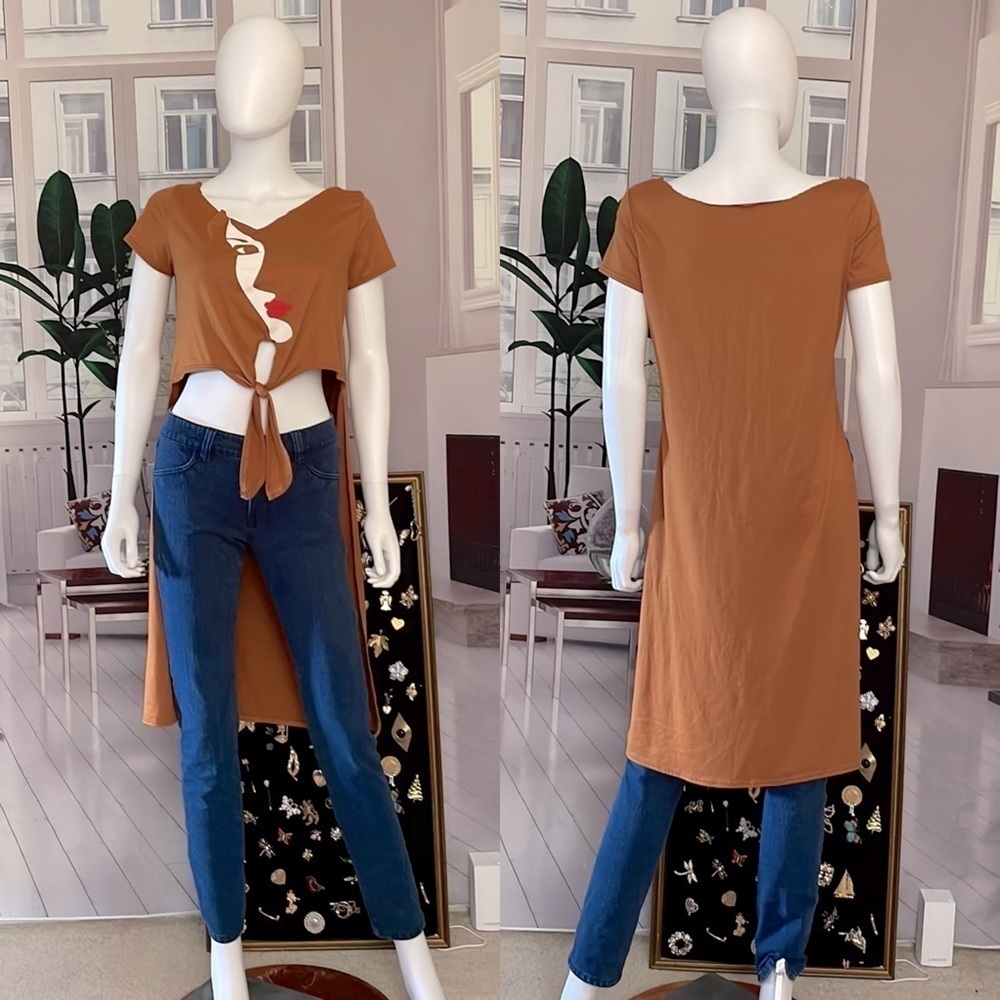 No Brand Crop Front & Long Backside Top. Size M. P63/A2290